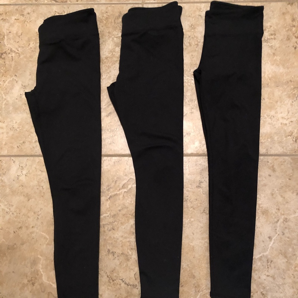 BLACK FABLETICS LEGGINGS SIZE XS